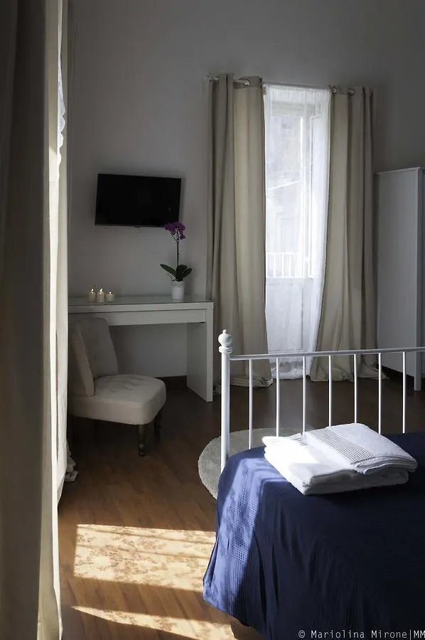 카타니아 I Balconi Sul Castello B&B
